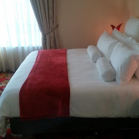 جوهانسبورغ African Phoenix Guest Lodge المظهر الخارجي الصورة