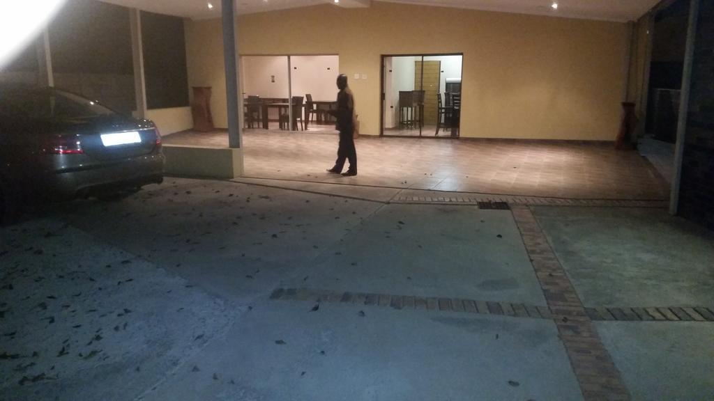 جوهانسبورغ African Phoenix Guest Lodge المظهر الخارجي الصورة