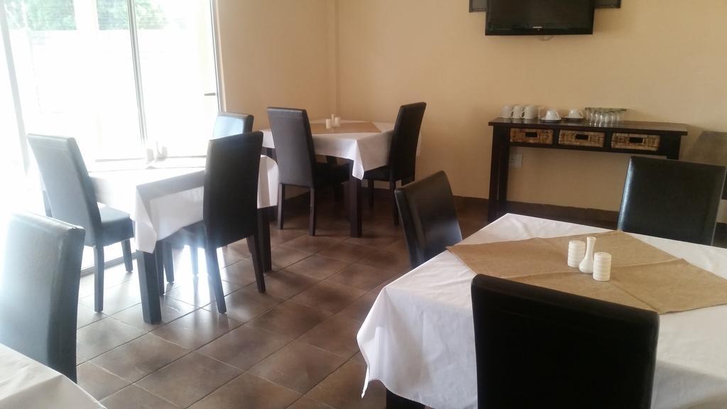 جوهانسبورغ African Phoenix Guest Lodge المظهر الخارجي الصورة