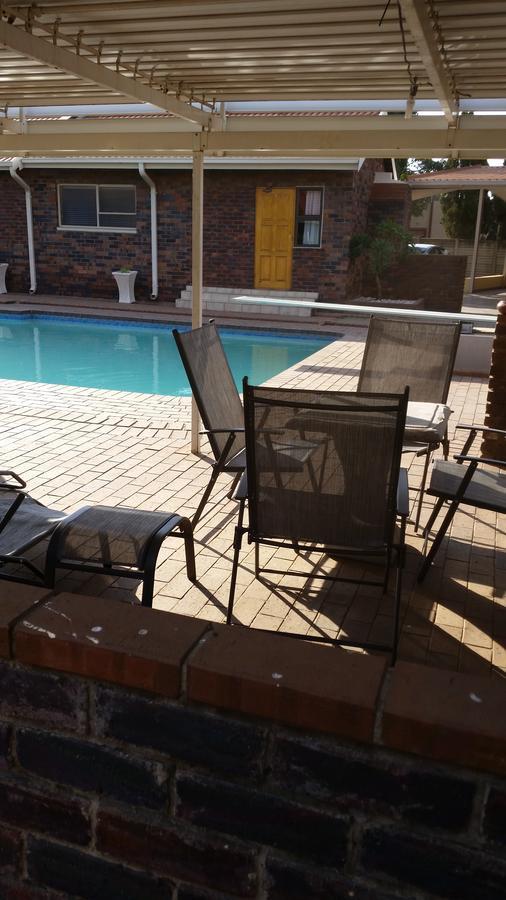 جوهانسبورغ African Phoenix Guest Lodge المظهر الخارجي الصورة